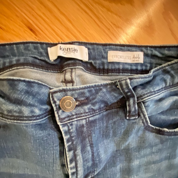 Kensie - mid rise jeans - Picture 4 of 14
